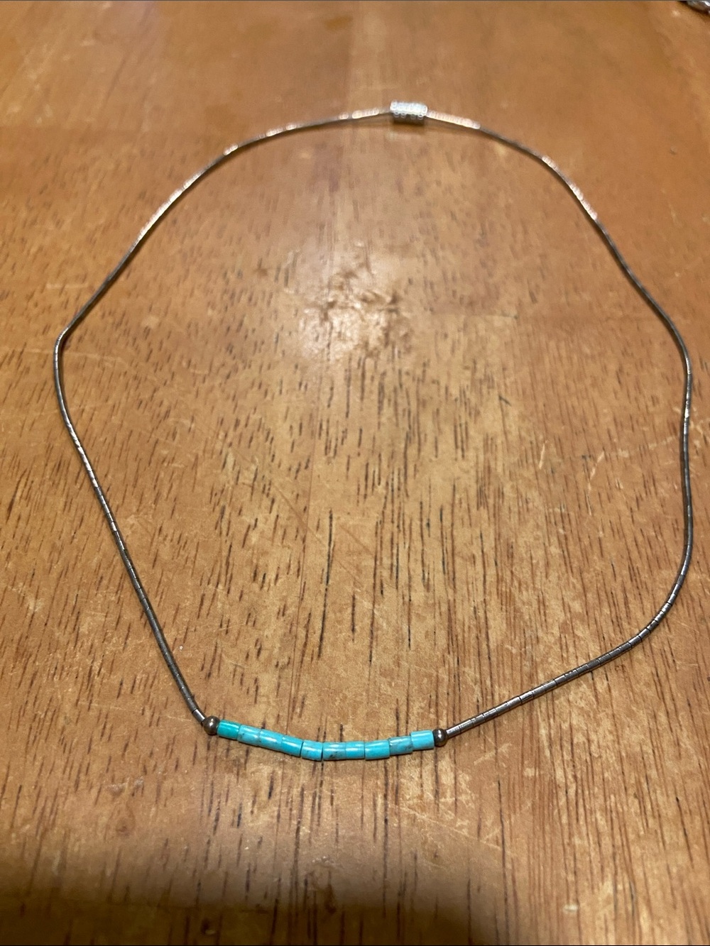 Vintage 70s 1970s Native American Indian liquid silver Turquoise Bead Necklace